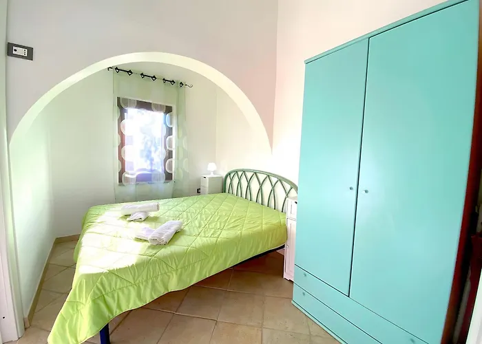 Monti22 Vicino * San Teodoro (Sardinia)